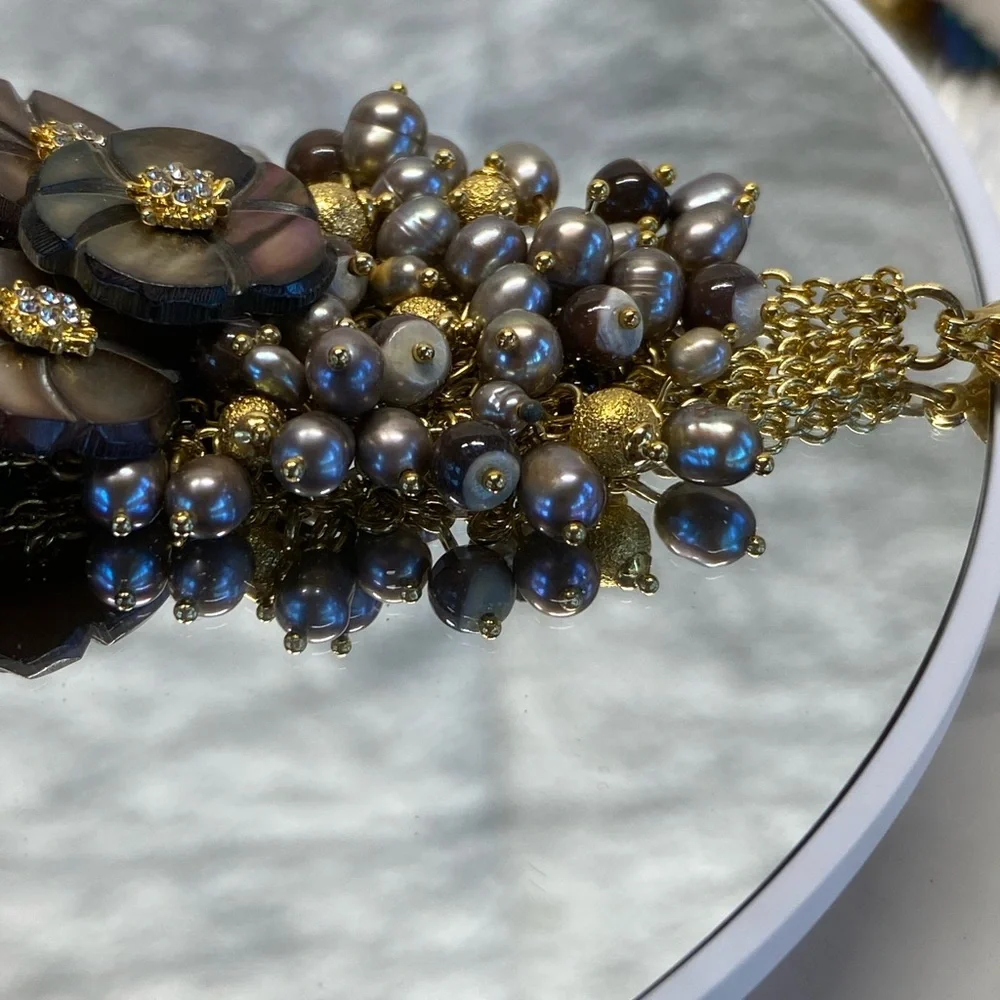 Beautiful Floral Faux Pearl Bracelet Gold Tone 7-8 3/4 Bohemian Style Rhinestone